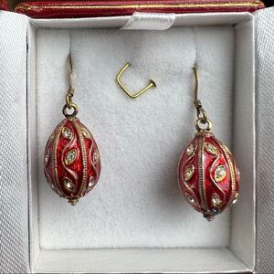 Earring’s National Geographic Oval Shaped Red Clear Stone Gold Toned Fish Hook